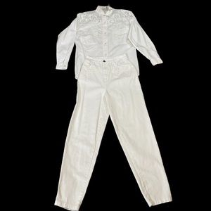 🌟 NWOT Vintage 2 piece Style Works Embroidered Jeans & Top